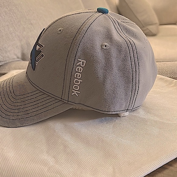 Reebok: San Jose Sharks NHL hat. NWT - Picture 2 of 11